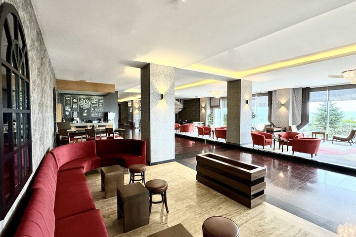 Hotel Interior 4 of 53