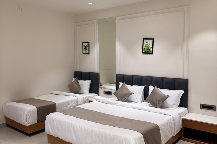 Room 27 of 50
