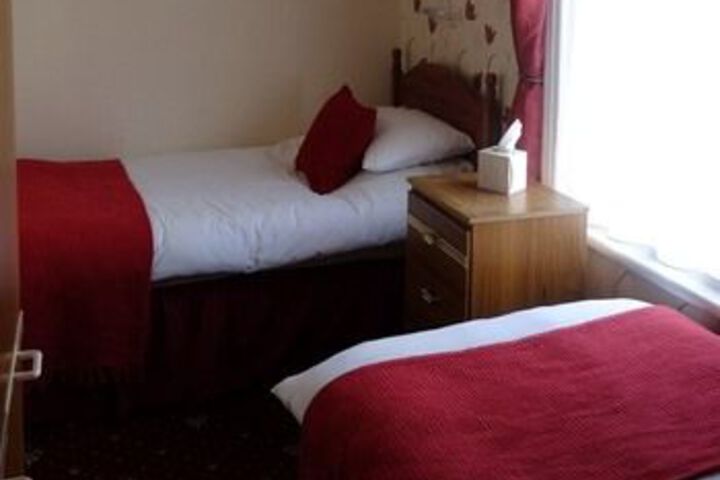 Room 16 of 30