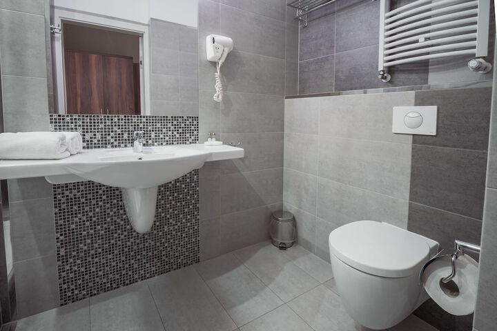 Clean Restrooms