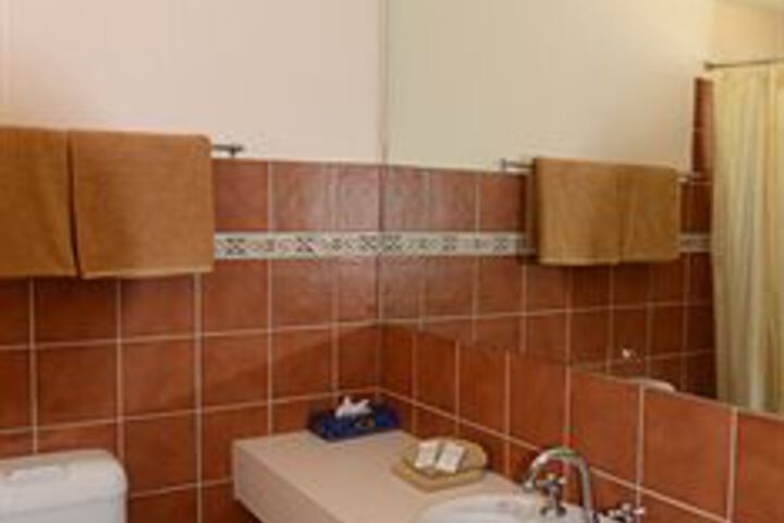 Room 4 of 30