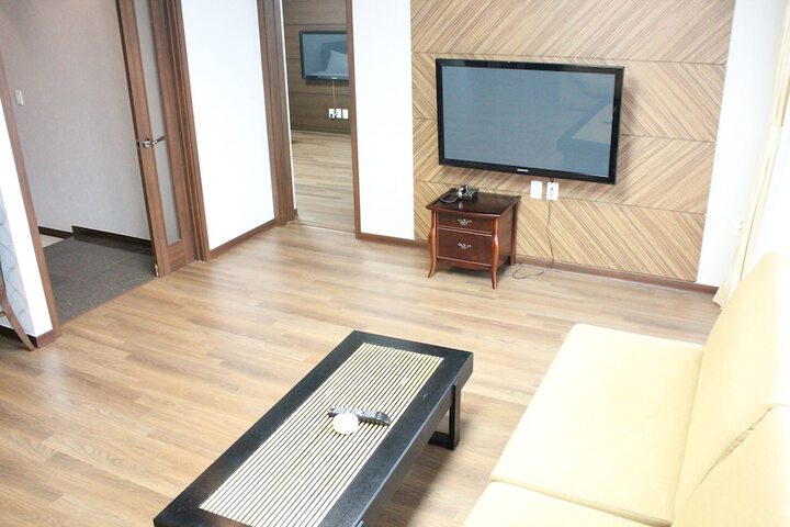 Room 14 of 119