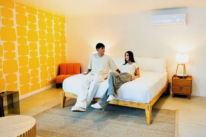 Room 14 of 68