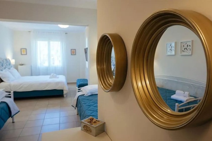 Room 50 of 107