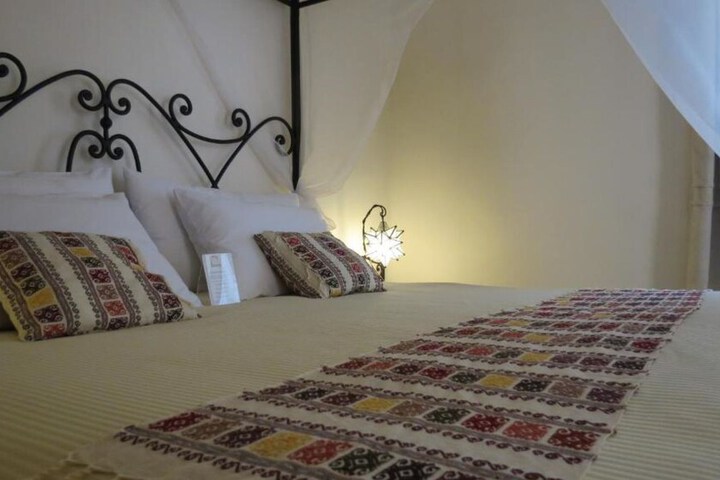 Room 34 of 123