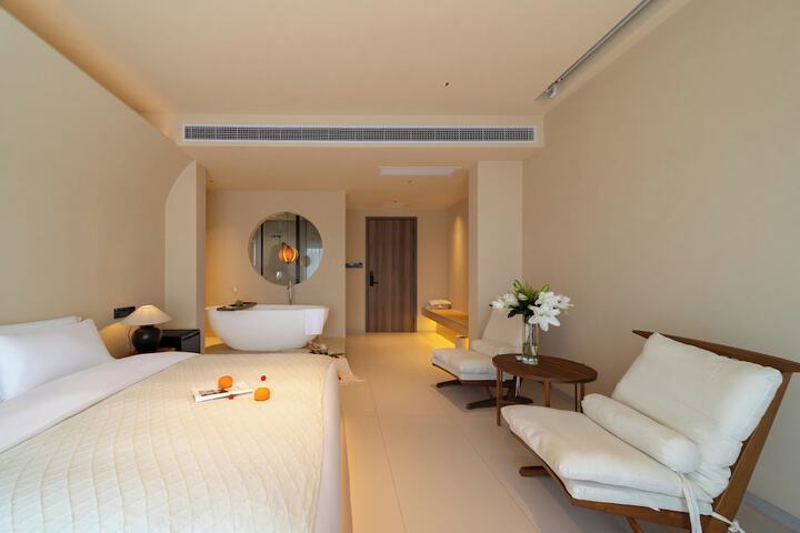 Room 17 of 57