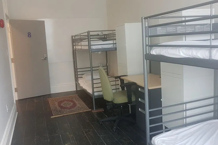 Room 12 of 14