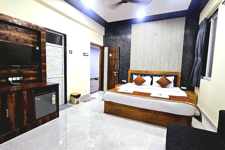 Room 5 of 41