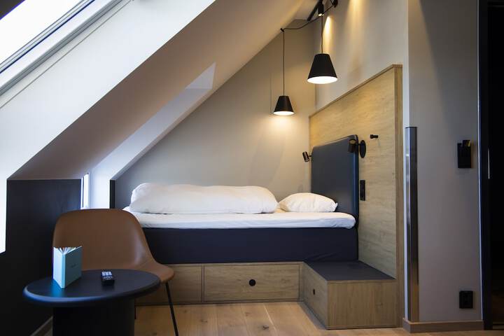 Room 20 of 50
