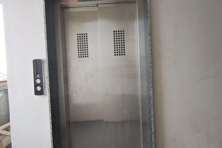 General 7 of 8