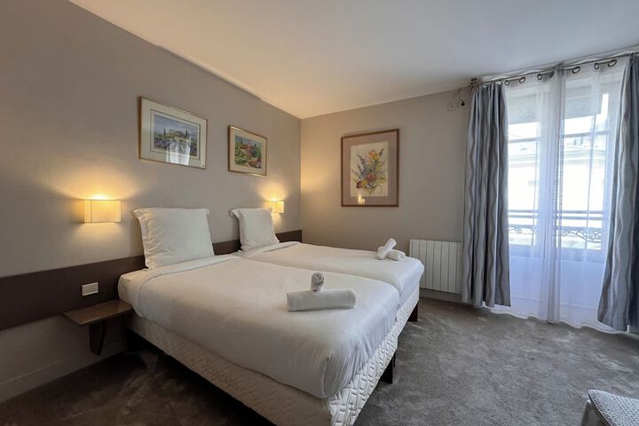 Room 12 of 39