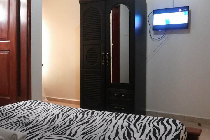 Room 5 of 35
