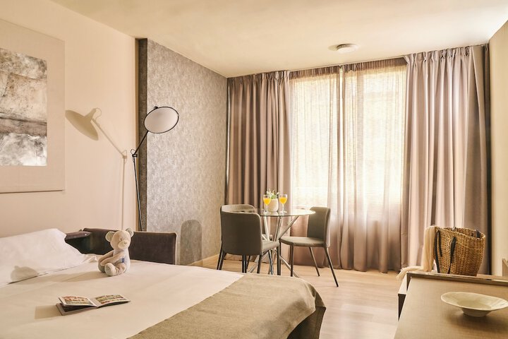 Room 7 of 41