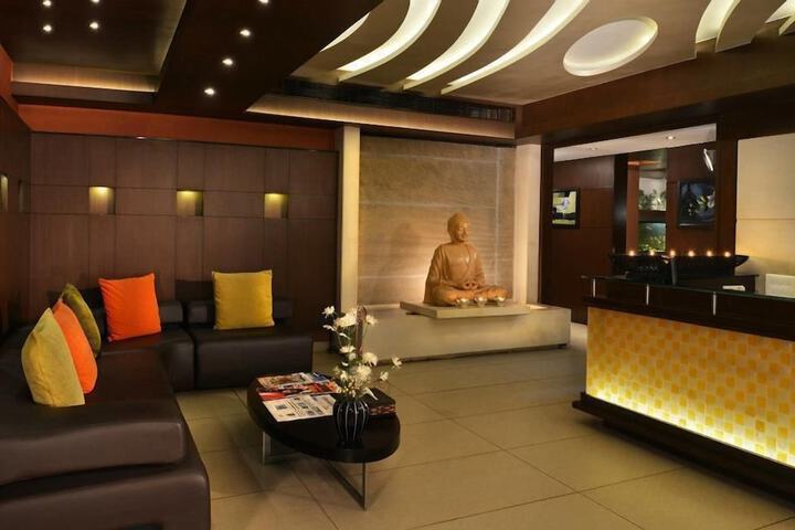 Hotel Interior 58 of 136
