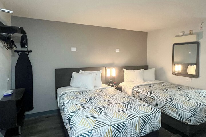 Room 7 of 22
