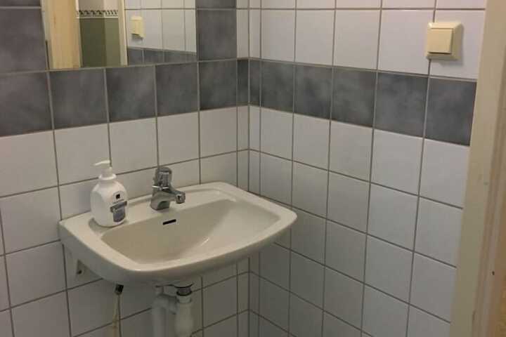 Room 14 of 22