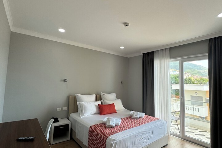 Room 50 of 191
