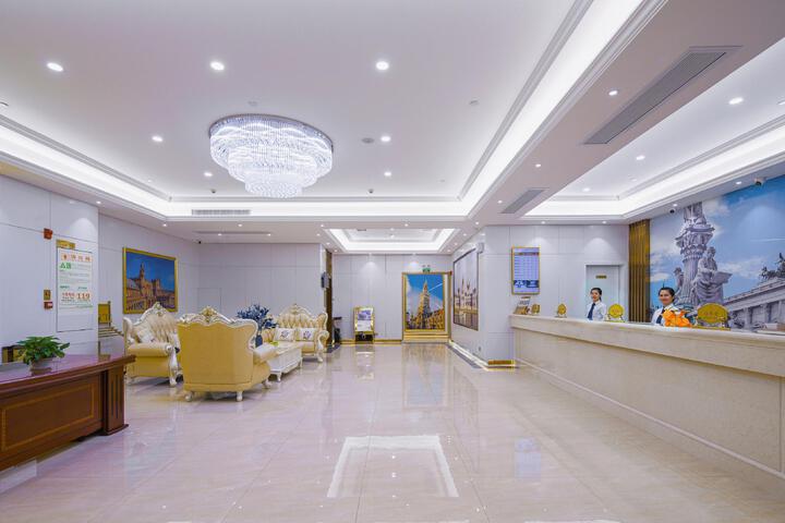 Hotel Interior 18 of 48