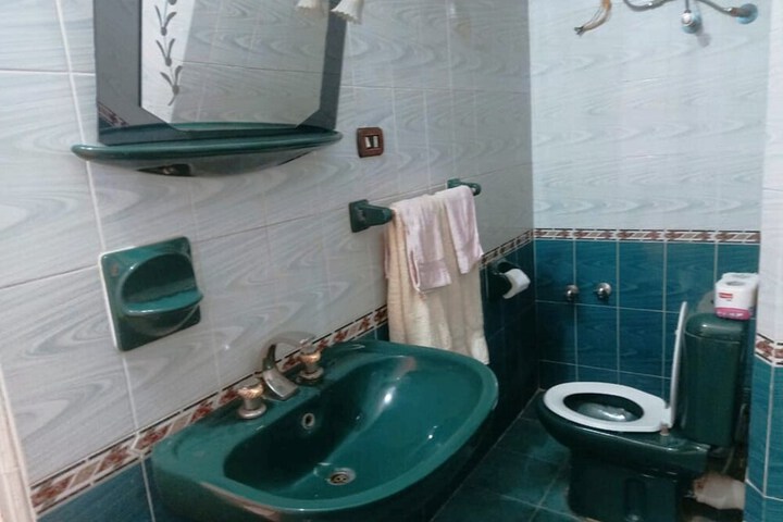 Room 42 of 83