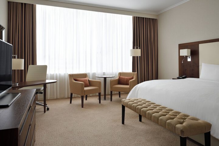 Room 19 of 70