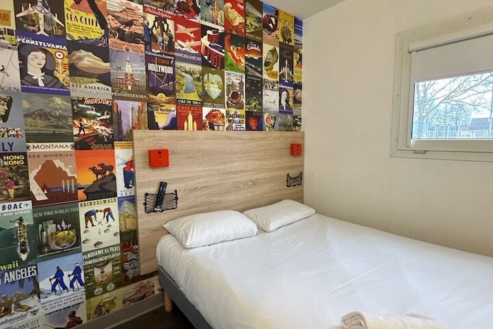 Room 12 of 53