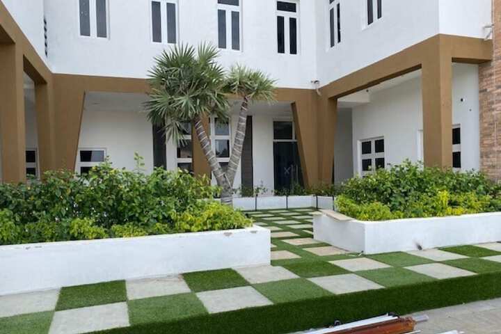 Hillside Royal Suites Katsina