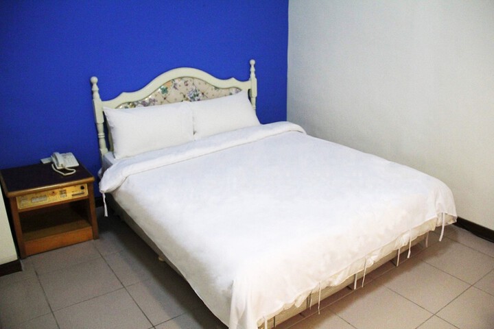 Room 14 of 46