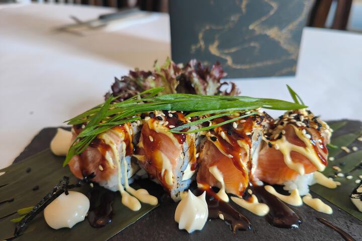 Dining 52 of 69