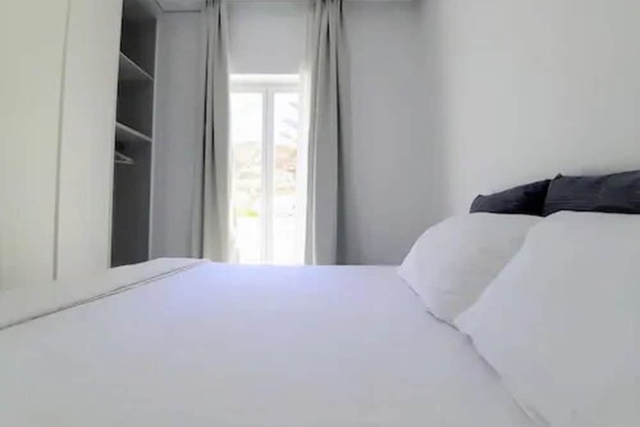 Room 77 of 283