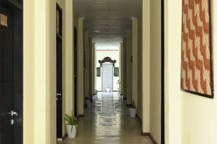 Hotel 32 of 32