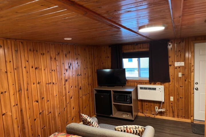 Room 10 of 45