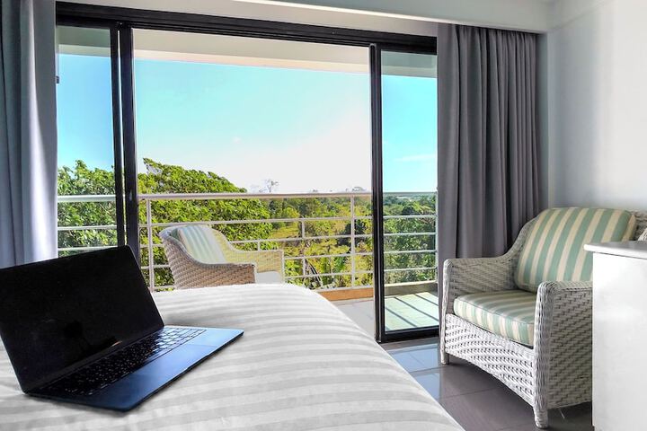 Room 21 of 40