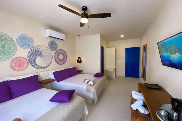 Room 30 of 321