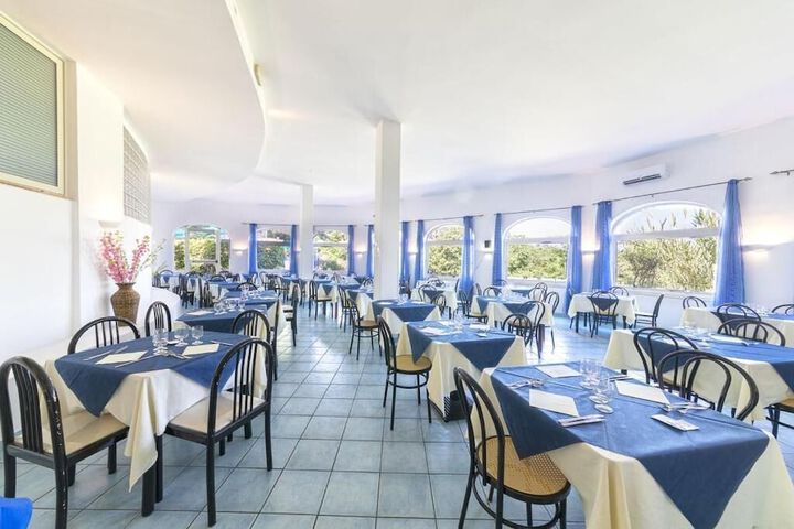 Dining Photos