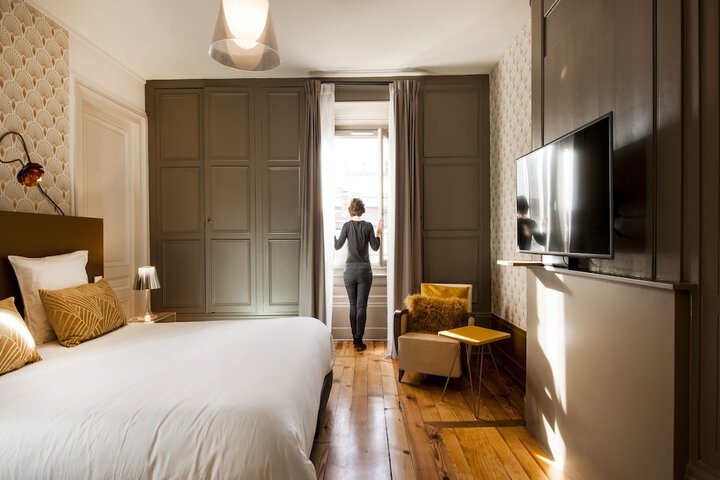 Room 553 of 780