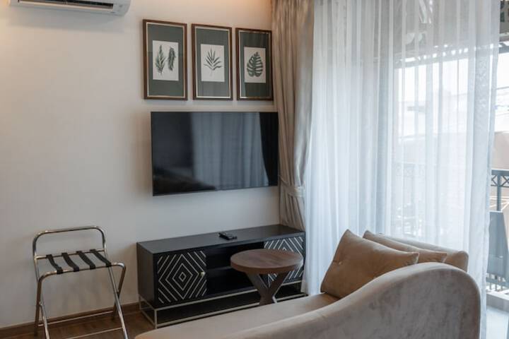 Room 72 of 151
