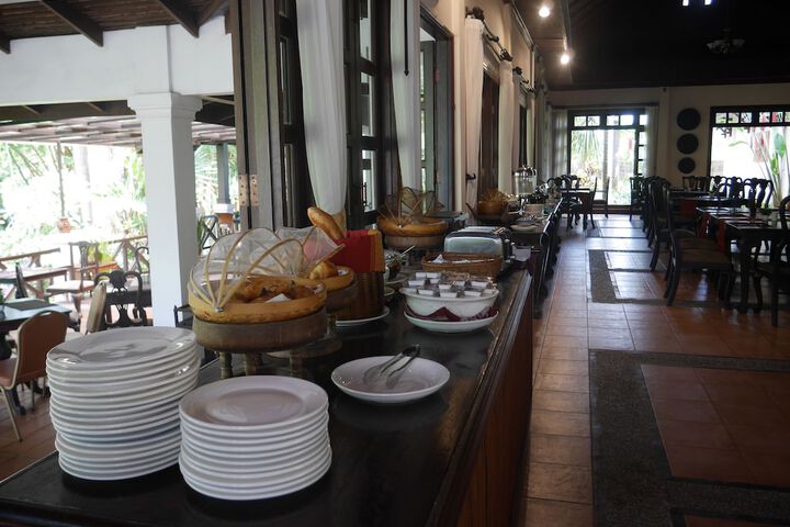 Breakfast/Coffee Service 30 of 50