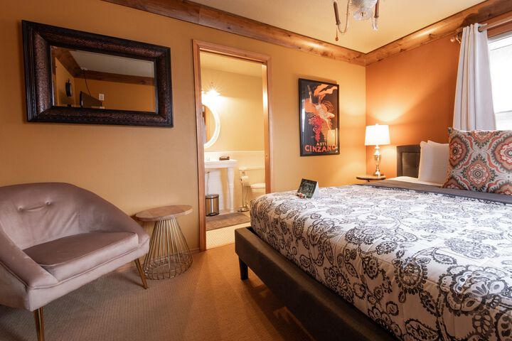 Room 48 of 60