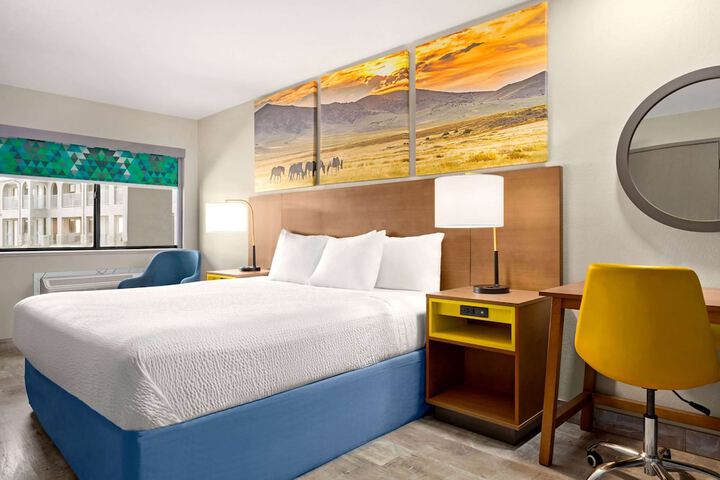 Room 20 of 44