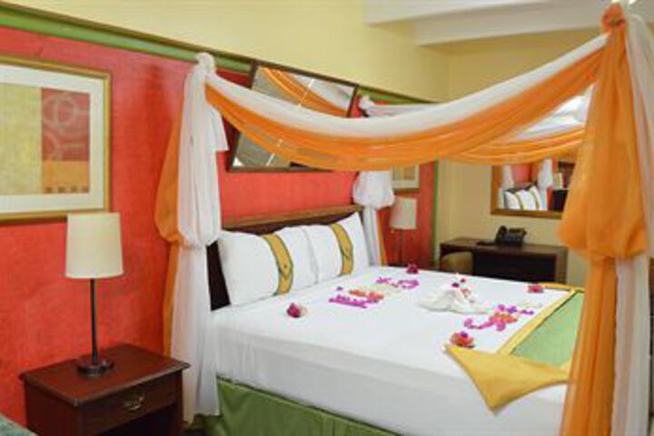 The Suites Ocho Rios