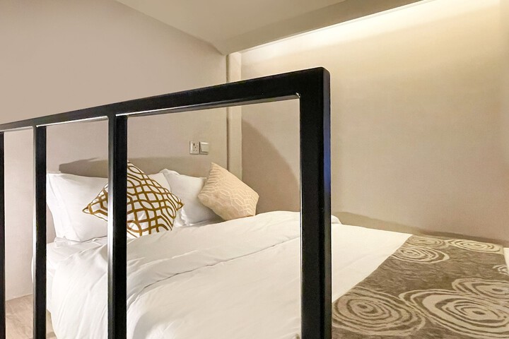 Room 17 of 85