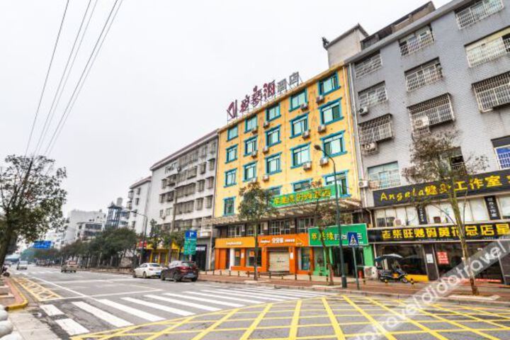 Hotel 5 of 24