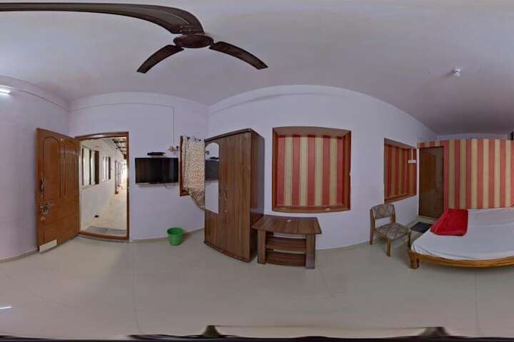 Room 2 of 12