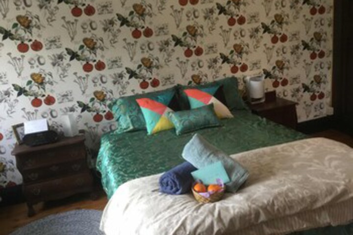 Room 176 of 180