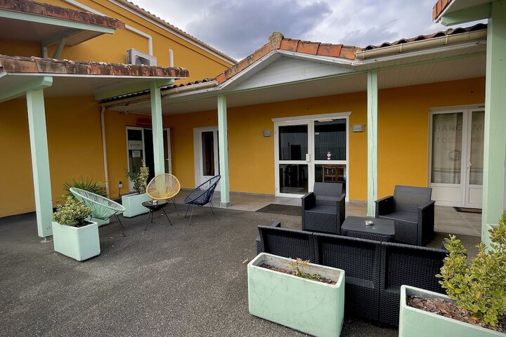 Terrace/Patio 33 of 36