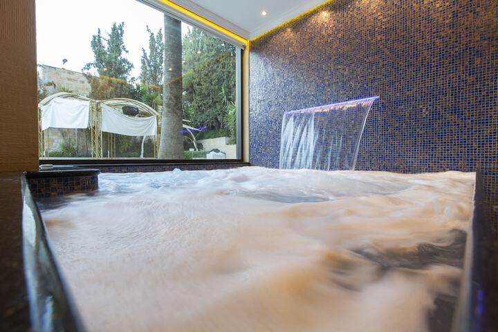 Relaxing Spa