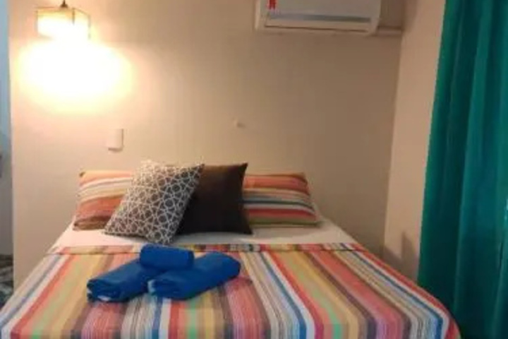 Room 4 of 4