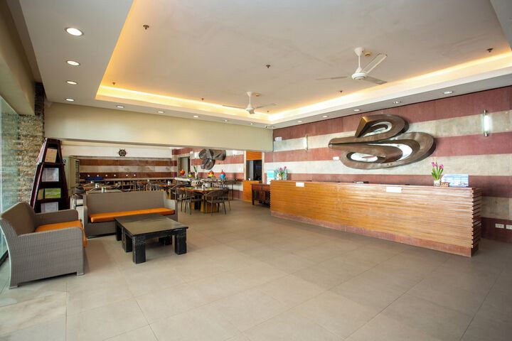 Dining 142 of 178