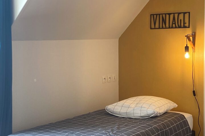 Room 26 of 64