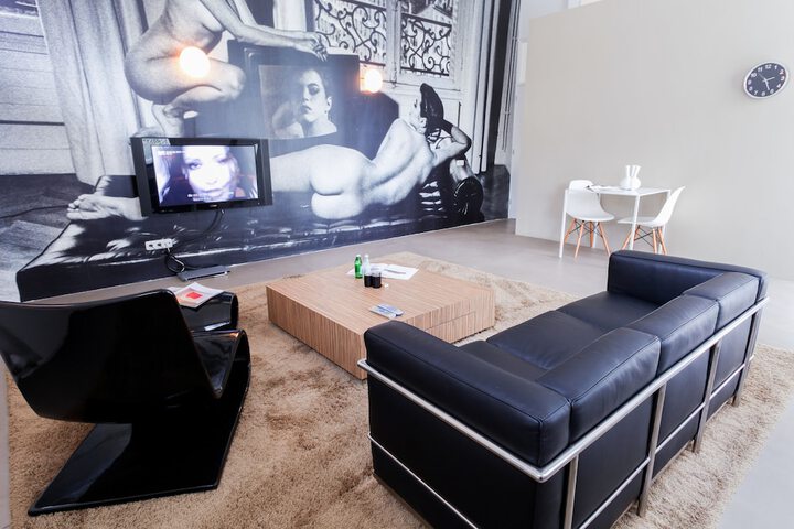 Room 89 of 214